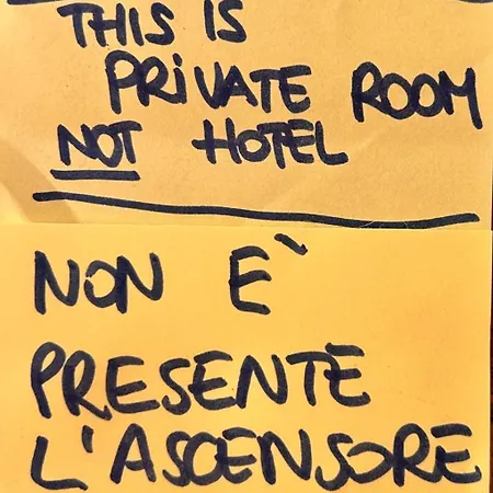 Pensión Chez Monique 3*