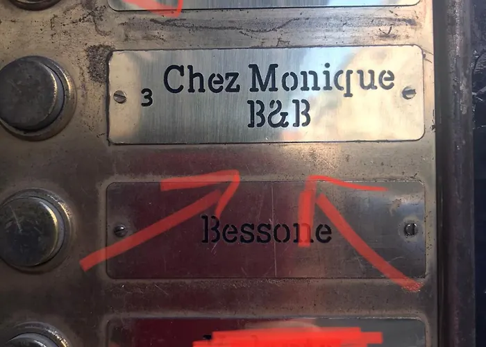 ゲストハウス Chez Monique トリノ